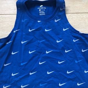 nike tank top